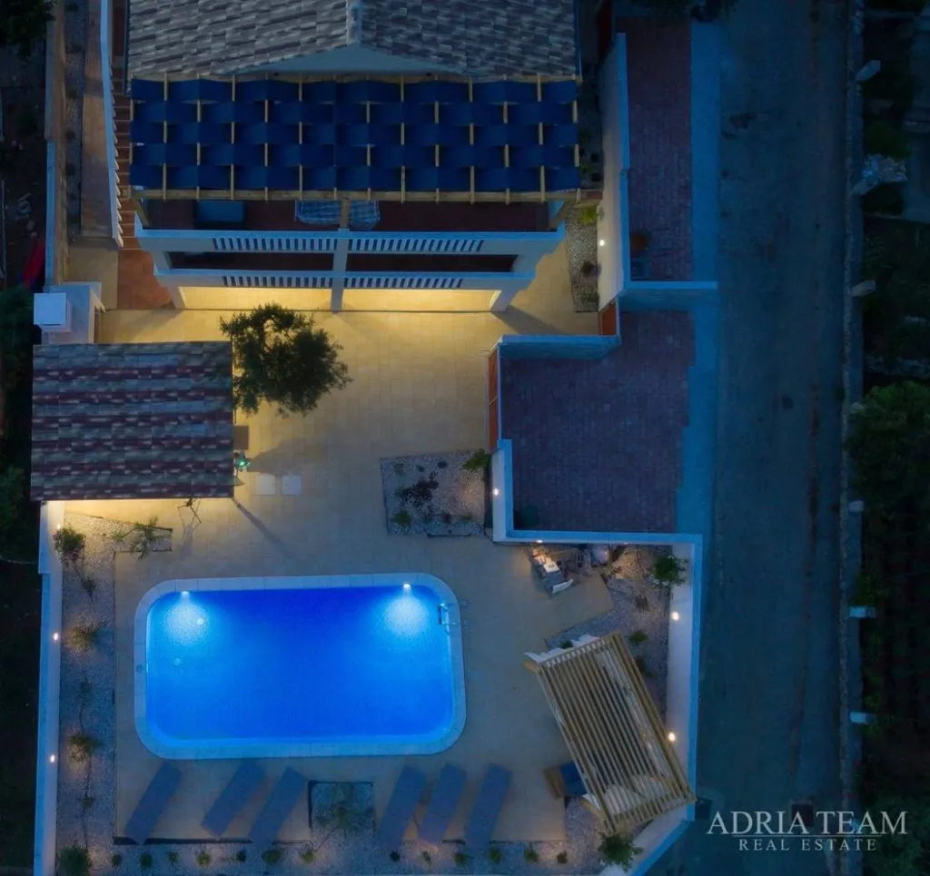 Vista aerea - Apartment House with Pool in Posedarje