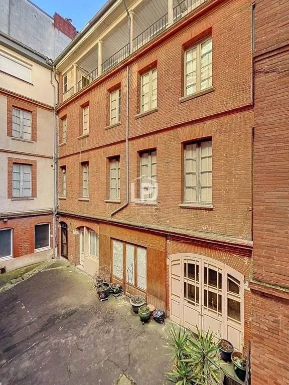 Aed - Renovated Apartments in Toulouse's Capitole District