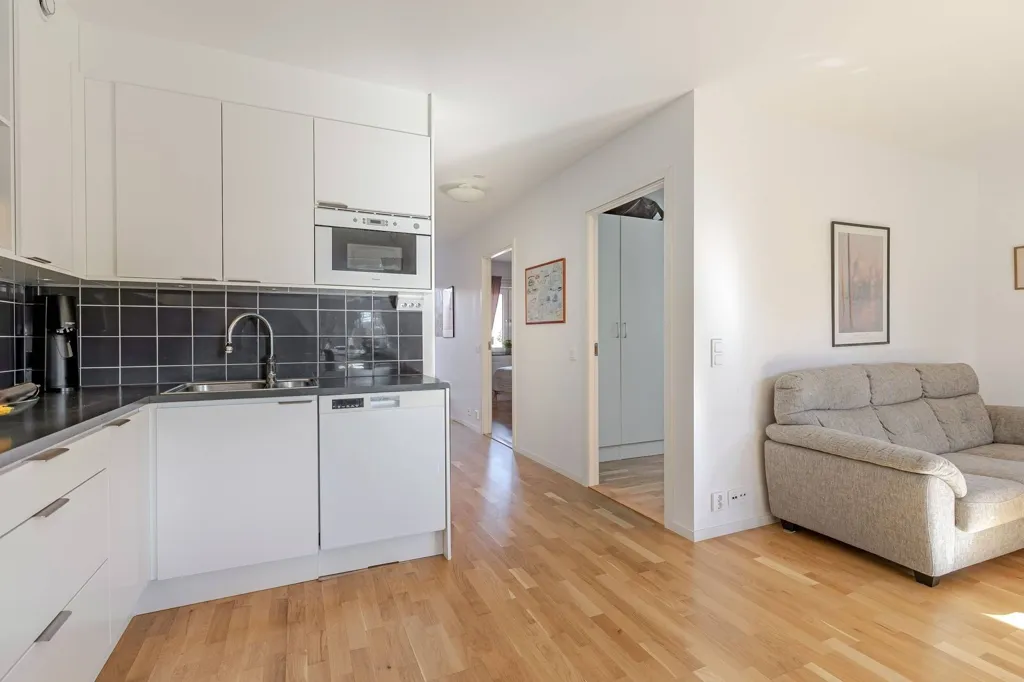 Köök - Modern Flat with Garden in Strängnäs