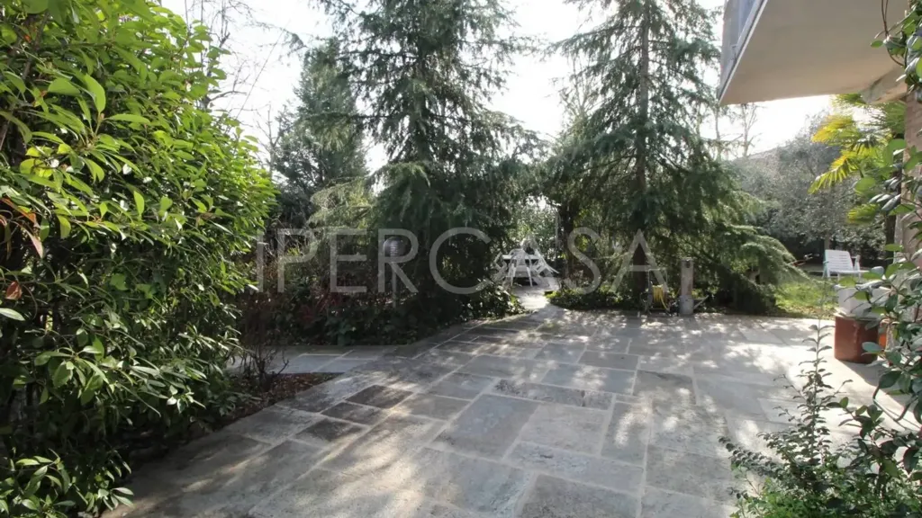 Terrasse - Rustic Villa with Dual Units in Formigine