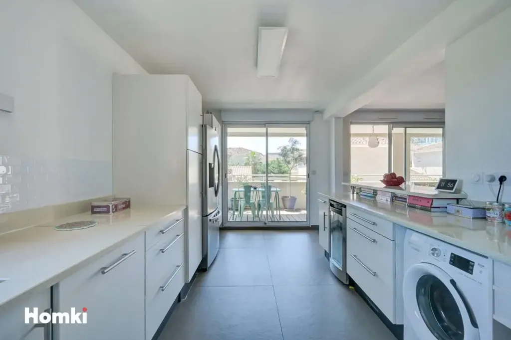 Cuisine - Appartement T4 Traversant avec Terrasse à Marseille