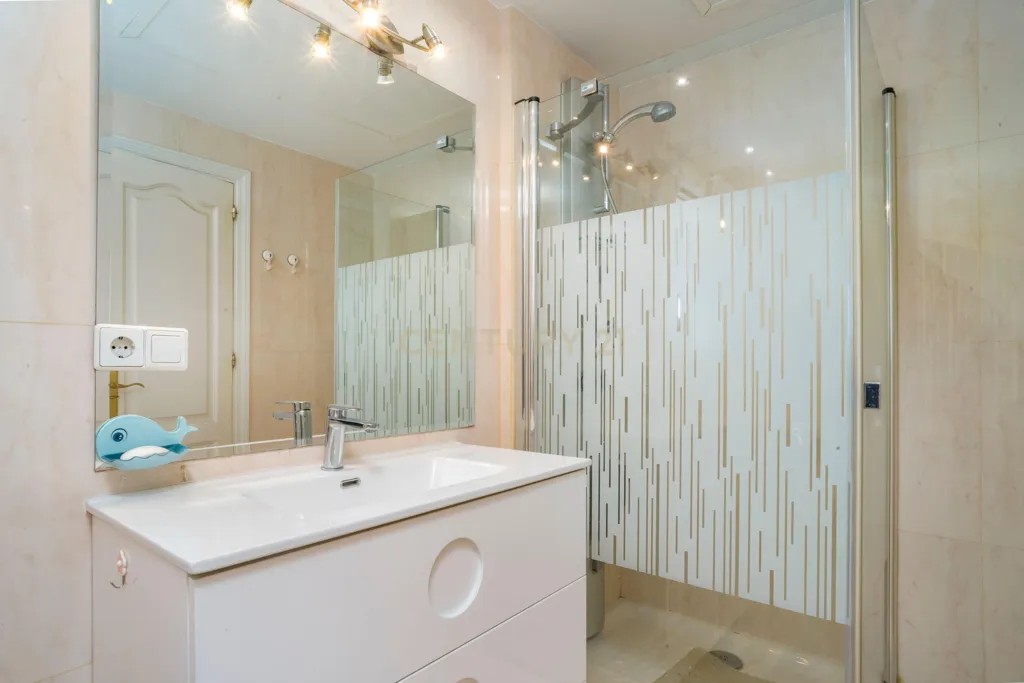 Salles de bain - Chalet with Pool and Terrace in Fuengirola
