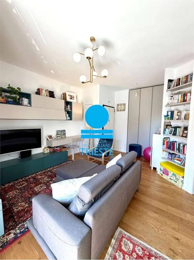 Elutuba - Rustic-Style Flat with Balcony in Pesaro