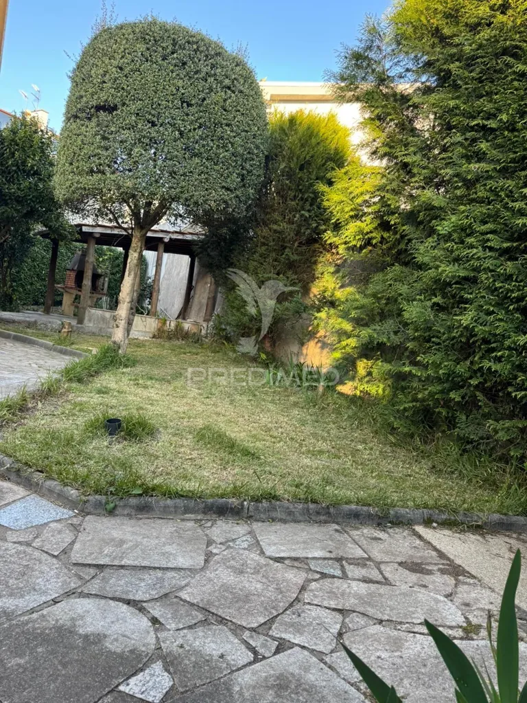Garden - Apartment with 200m² Terrace in Fafe Centre