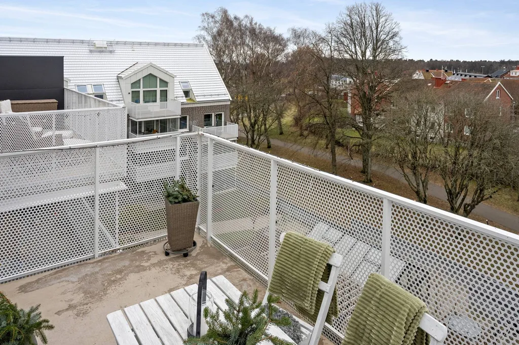 Balcon - Modern Penthouse with Balconies in Halmstad