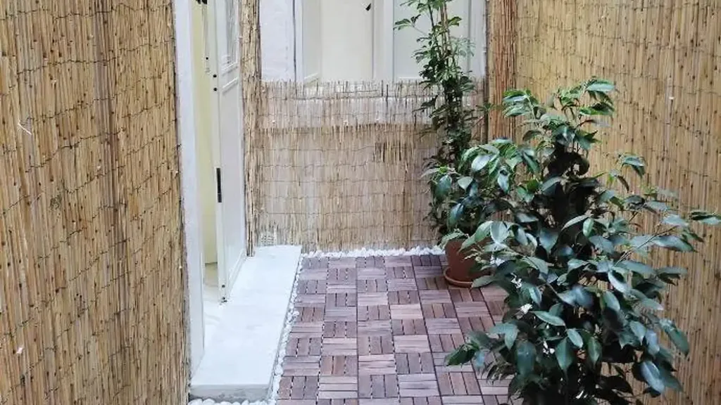 Aed - Rustic Duplex with Private Courtyard in Siracusa