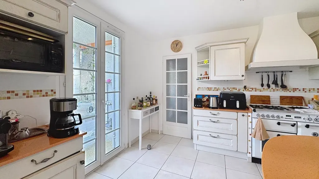 Cucina - Renovated House with Pool in Merignac