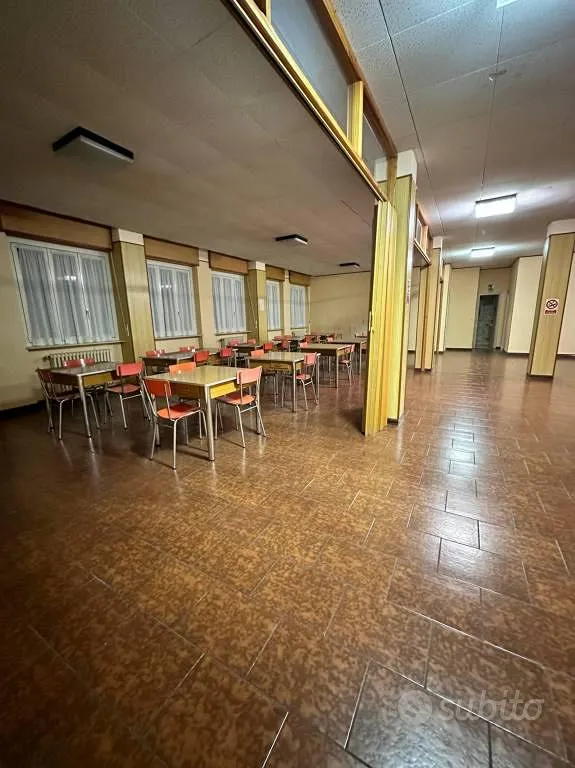 Salle à manger - Large Stabile with Balconies in Valli di Lanzo