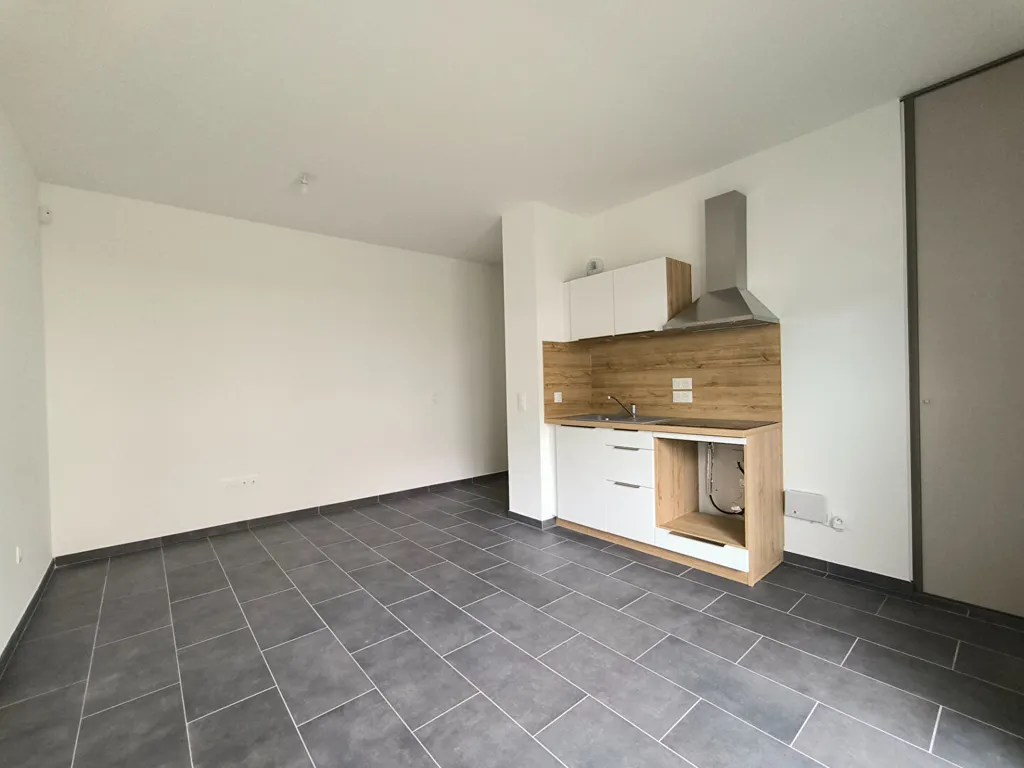 Kitchen - New 2-Bed Flat with Canal View in La Rochelle