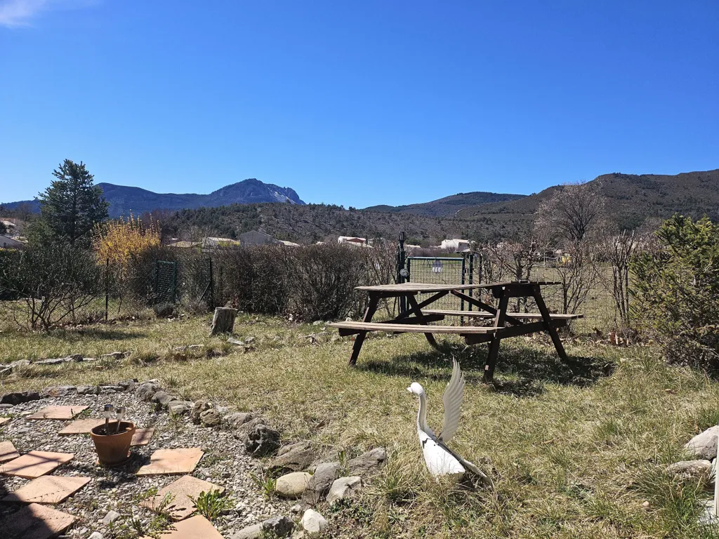 Jardin - Chalet avec Terrasses près du Lac de Castillon