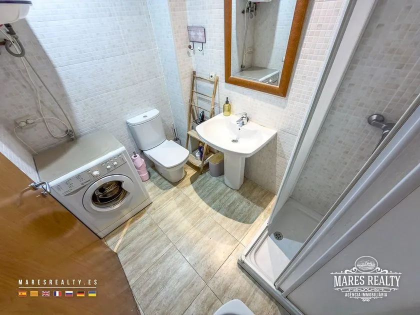 Salles de bain - One-Bedroom Apartment with Pool in Fenals, Lloret de Mar
