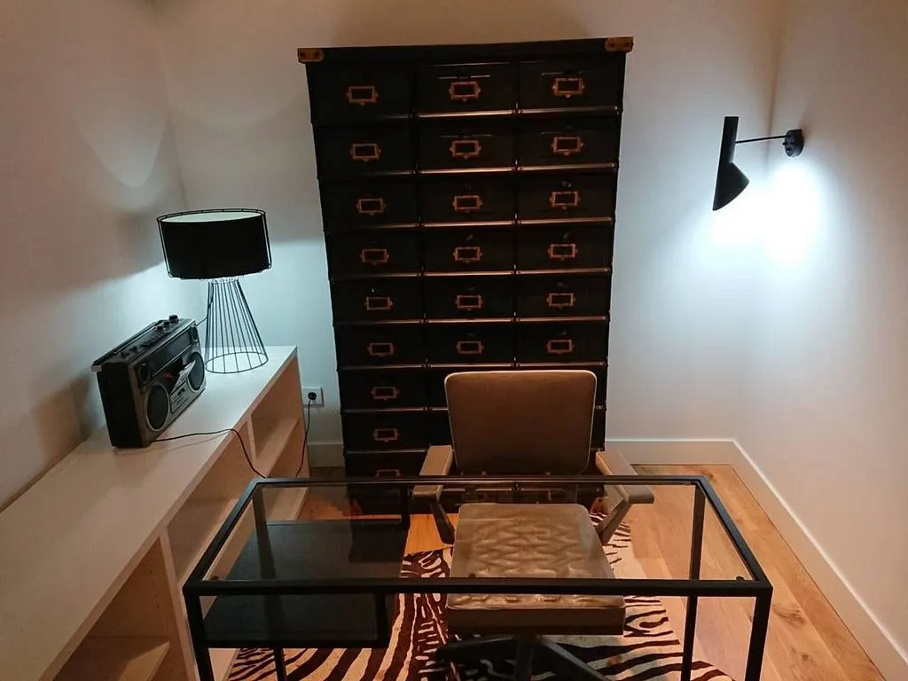 Bureau - Fully Furnished Flat in Casco Viejo