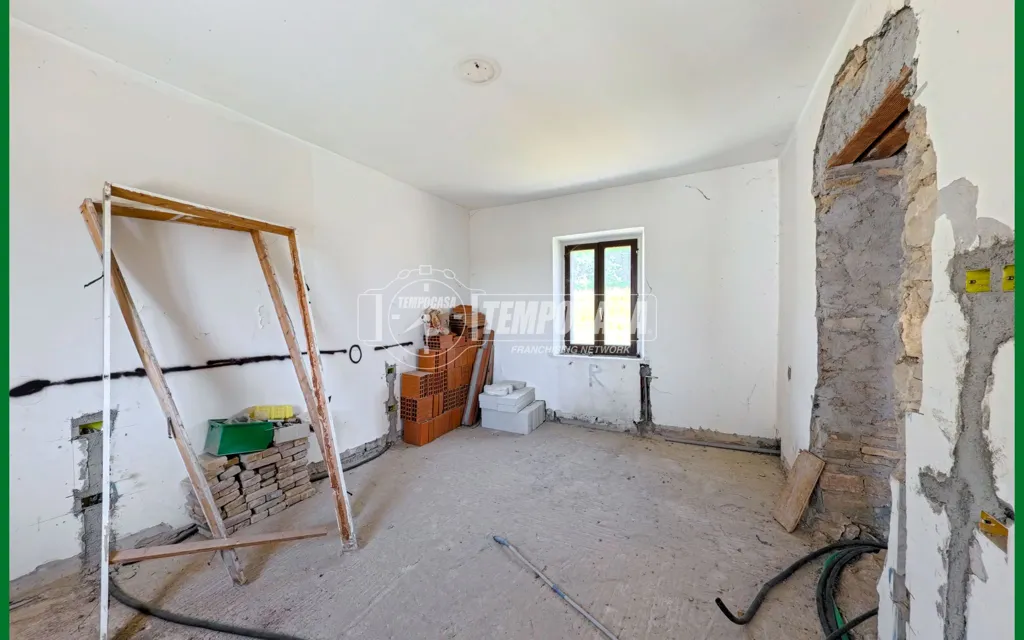 Pièces - Rustic House with Panoramic Views in Arcisate