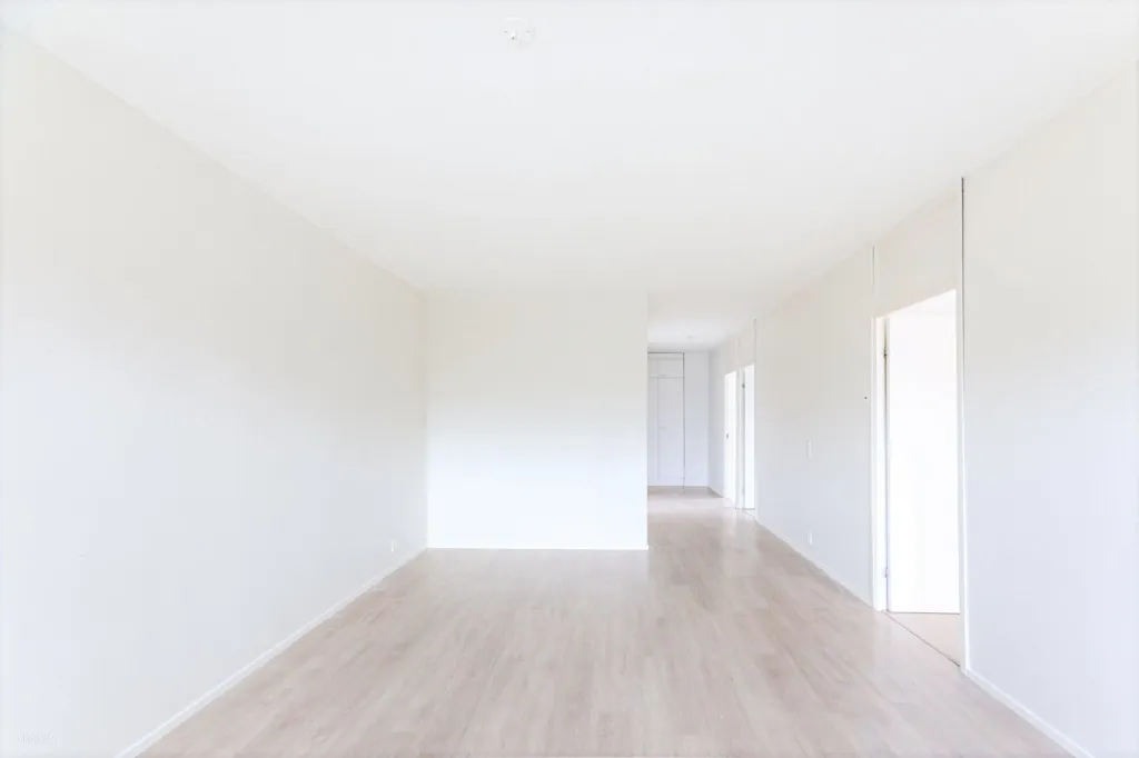 Pièces - Apartment with Balcony in Pitäjänmäki, Helsinki
