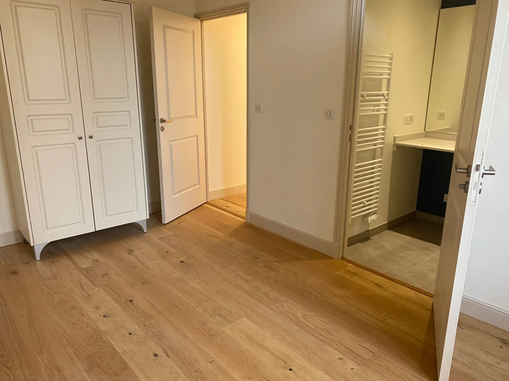 Chambres - Appartement Neuf avec Terrasse à Orléans
