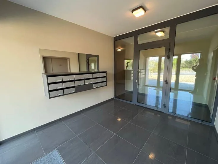 Esik - Flat with South Terrace in Marche