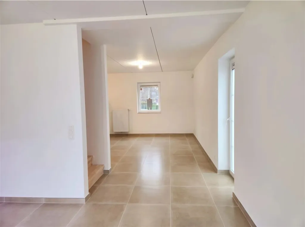 Esik - Energy-Efficient 3-Bedroom House in Baugnies