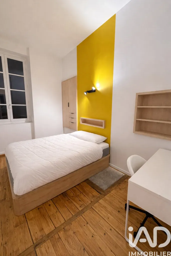 Bedrooms - 5-Bedroom Apartment for Colocation in Saint-Étienne Centre