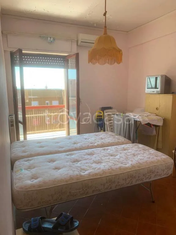 Chambres - Apartment with Balcony in Mondragone