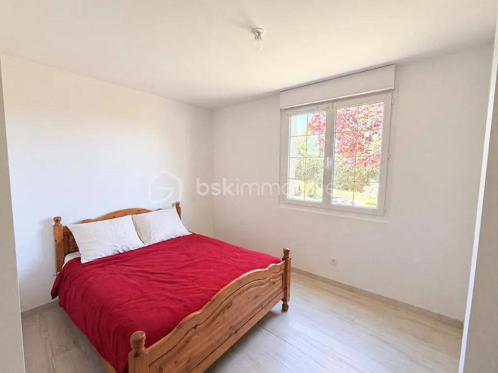 Magamistoad - Ground Floor House with Garden in Hamlet
