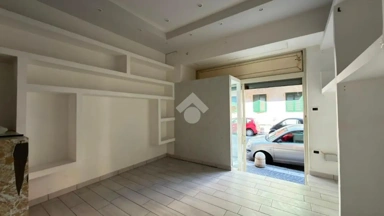 Garage - Bilocale with Central Location in Corso Italia, Naples