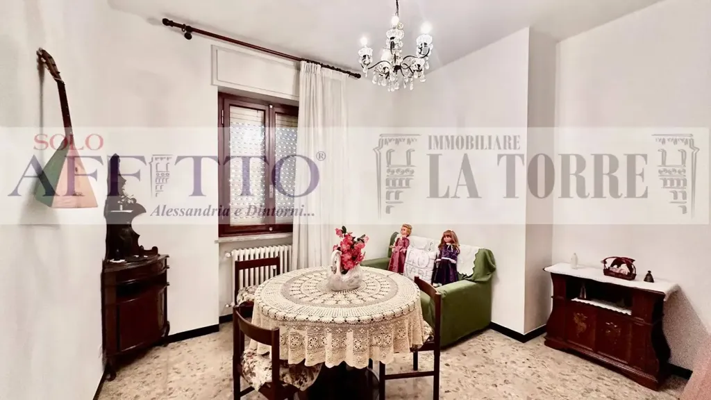 Salle à manger - Apartment with Veranda in Spinetta Marengo