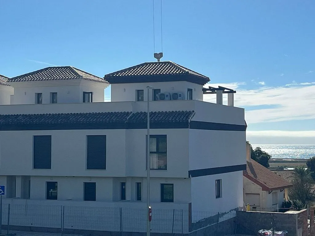 Extérieur - Terraced House with Pool in Portman