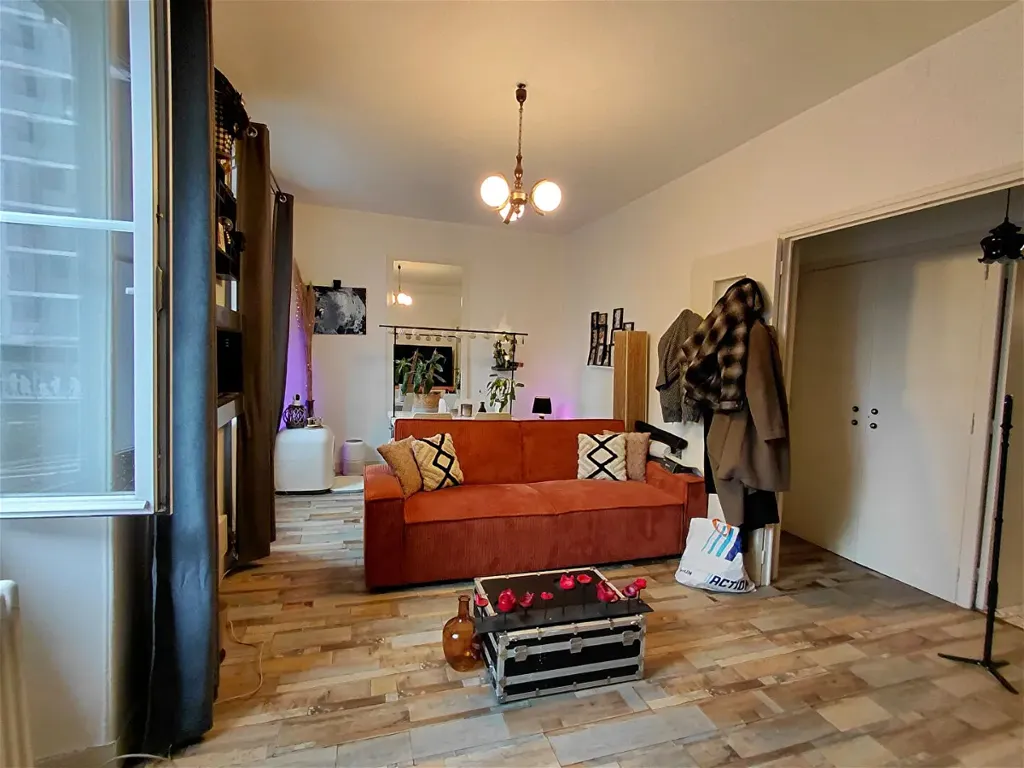 Séjour - Appartement 2 Pièces en Centre-ville à Pau