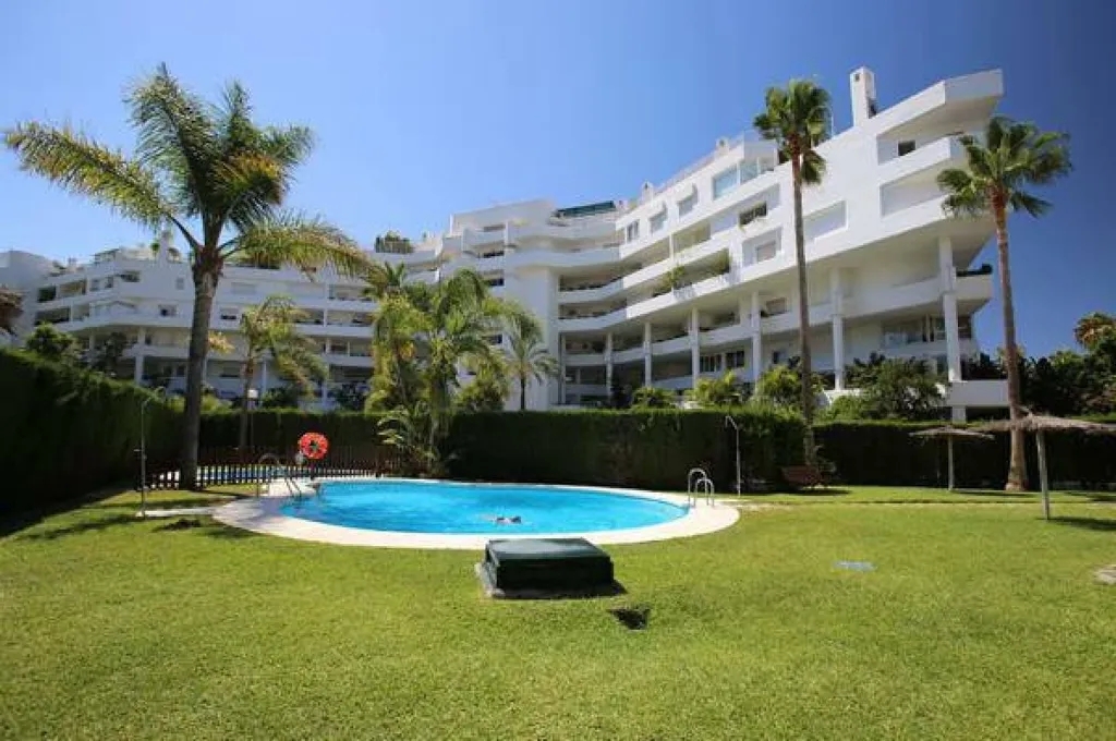 Piscine - Luxury Penthouse with Sea View in Marbella