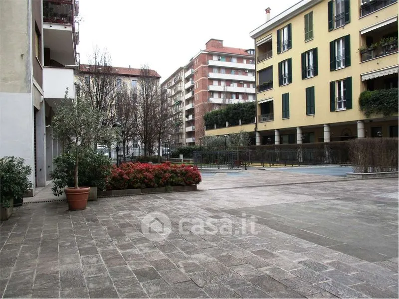Jardin - Fully Furnished Flat with Balcony in Milan
