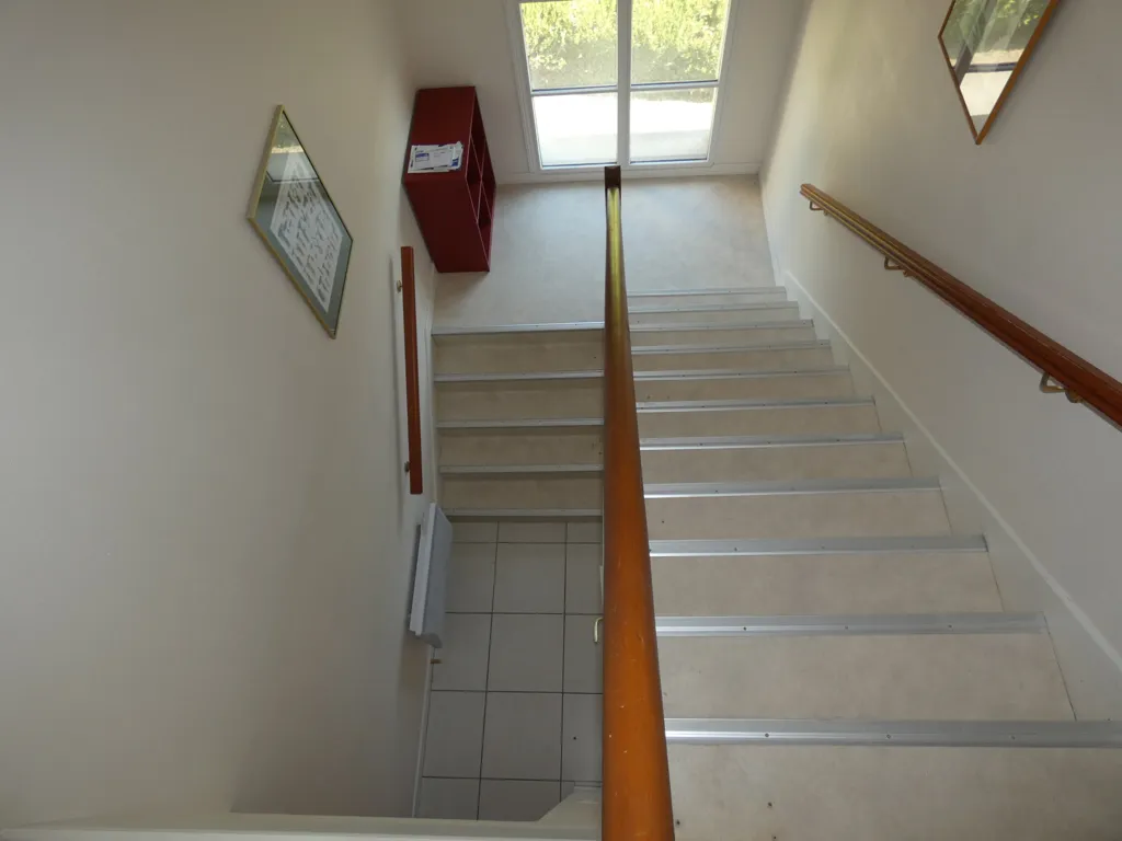 Toad - Furnished Flat with Garage in Beaune