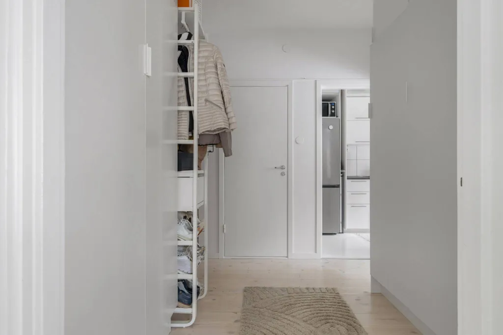 Hallway - Apartment with Parking in Södertälje