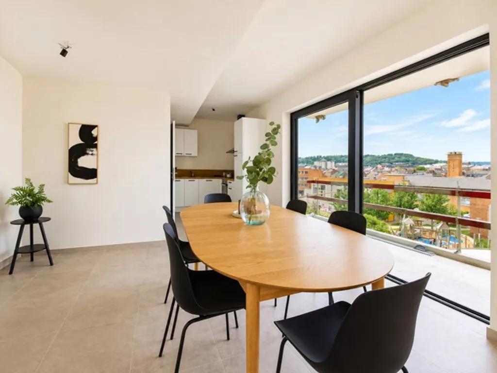 Sala da pranzo - New Apartment with Terrace in Namur