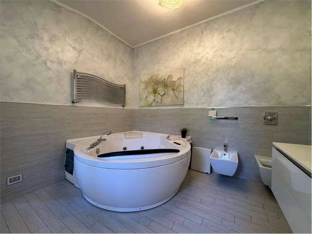 Vannitoad - Luxury Villa with Lake View in Belgirate