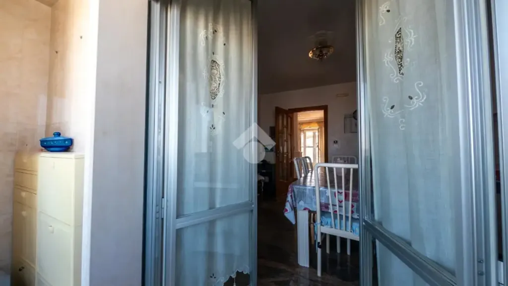 hallway_entrance