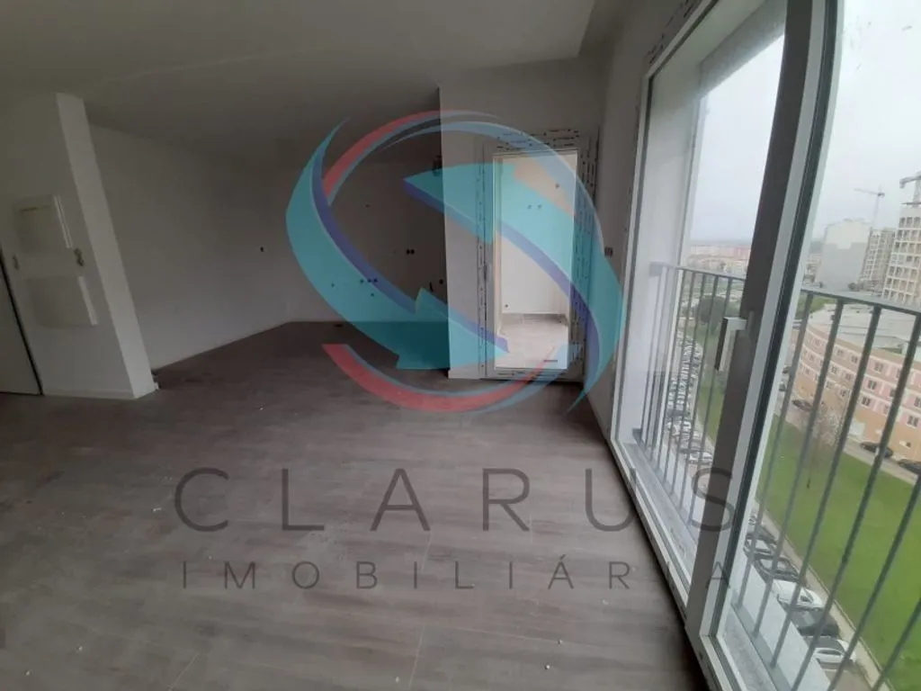 Toad - Luxury Flat with Private Terrace in Seixal
