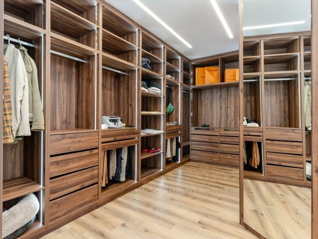 Toad - Luxury Flat with East-West View in Setúbal