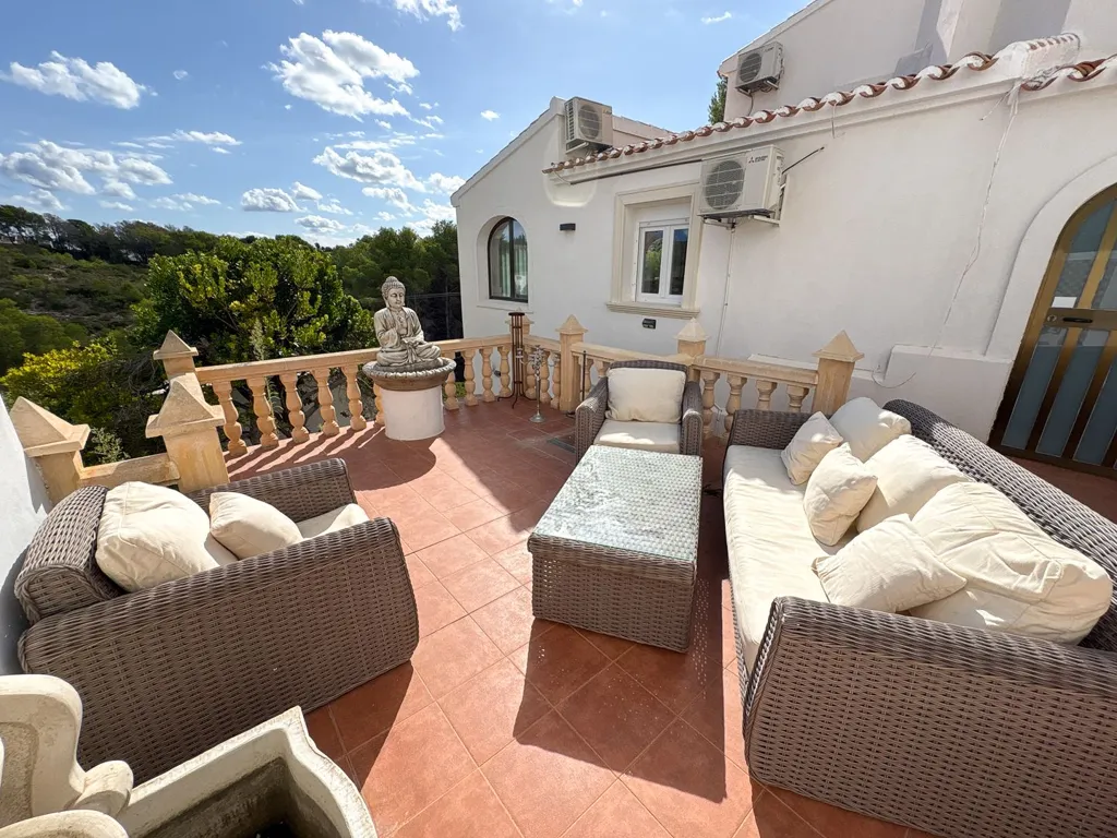 Terrass - Mediterranean Chalet with Garden in Jávea