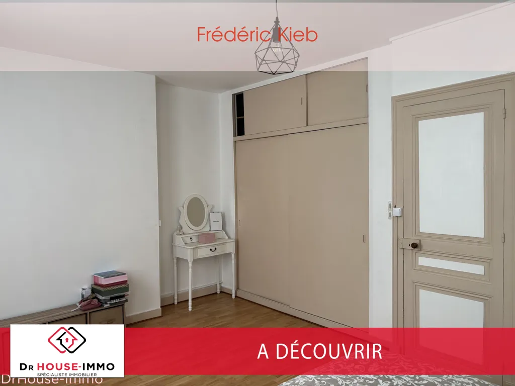 Chambres - Maison Rénovée avec Garage à Châtellerault