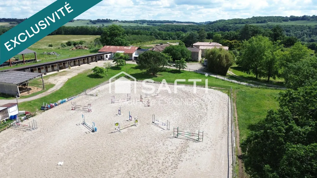 Õhuvaade - Equestrian Estate with Accommodation in Countryside
