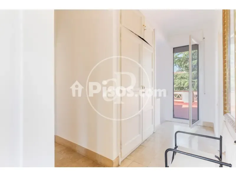Esik - Luxury Villa with Pool in Matadepera