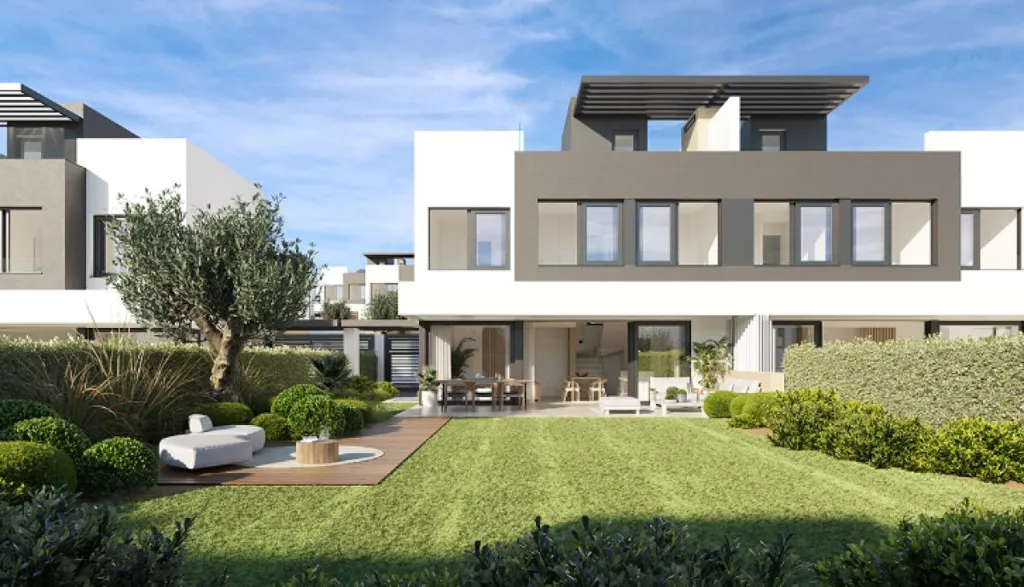 Välivaade - Contemporary Villa with Golf Access in Estepona