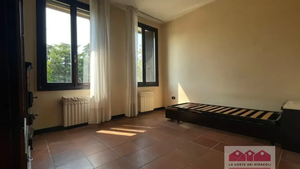 Magamistoad - Bifamiliar Villa with Garden in Vicenza West