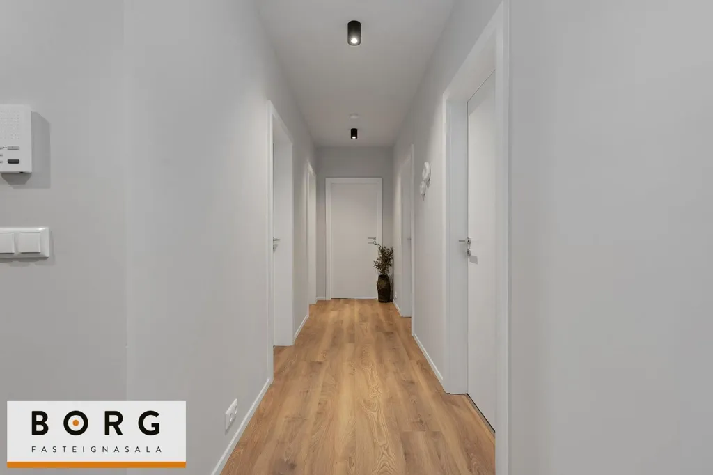 Ingresso - Apartment with Garden in Hafnarfjörður