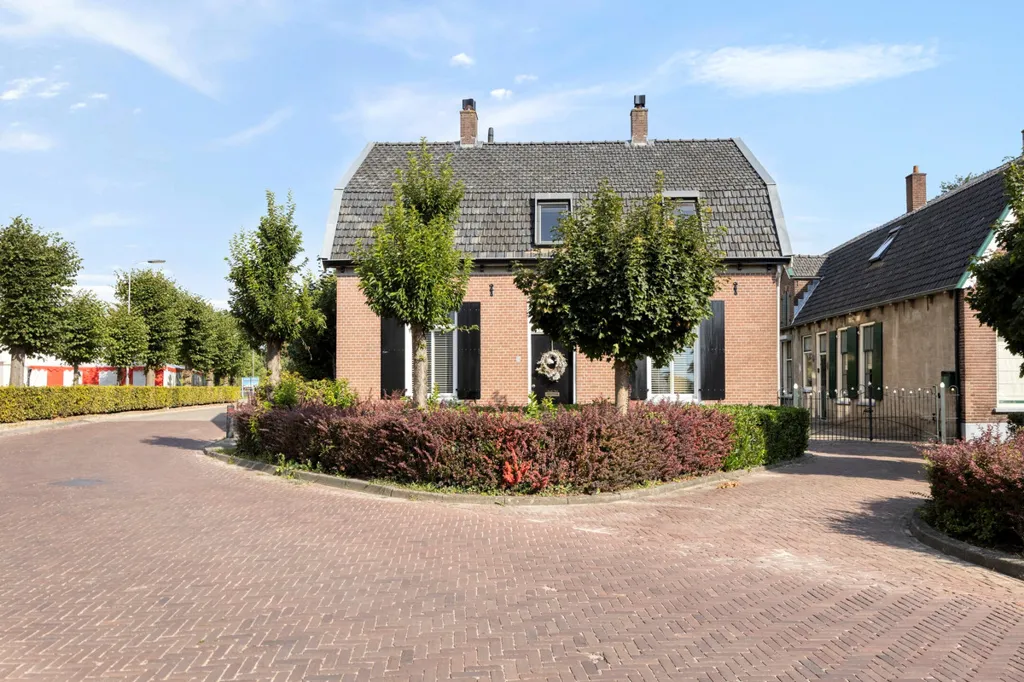 Esterno - Historic House with Dachshaus in Lienden