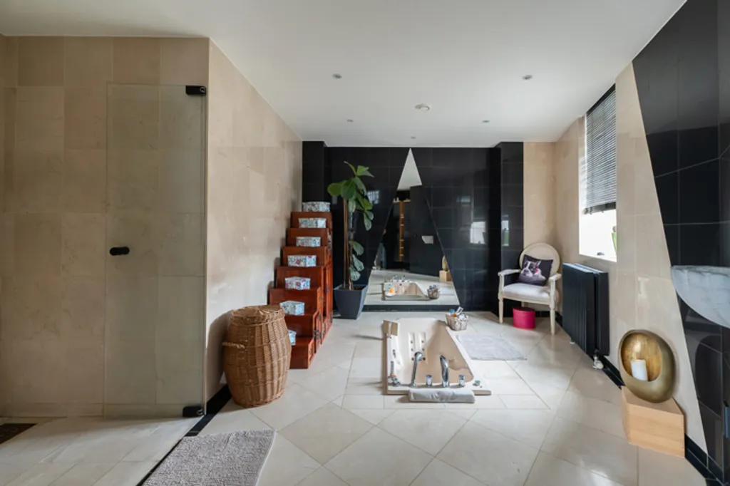 Vannitoad - Elegant Villa with Pool in Nivelles