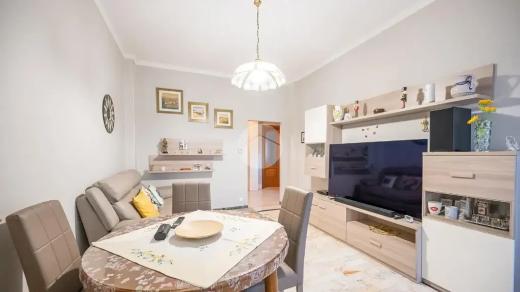 Sala da pranzo - Apartment with Balcony in Orbassano