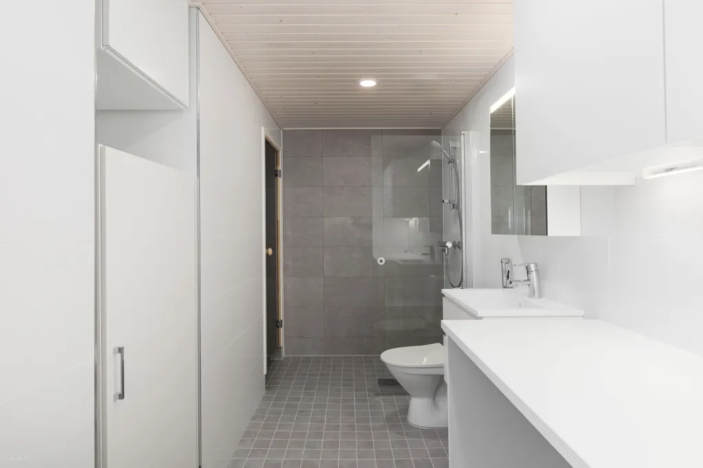 Bagni - Modern Apartment with Balcony in Herttoniemi, Helsinki