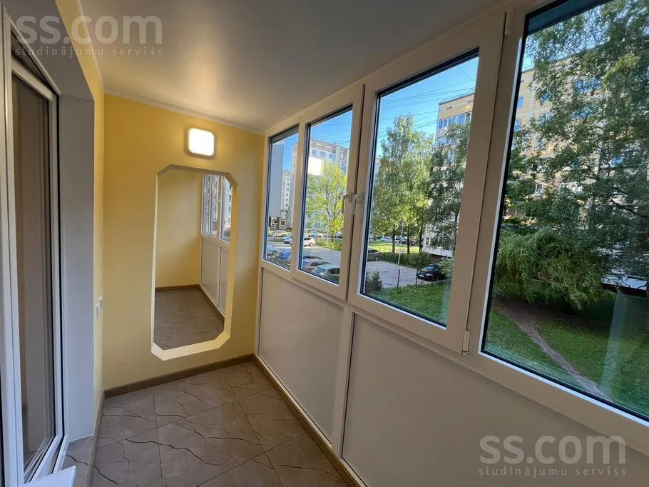 Esik - Flat with Modern Amenities in Pļavnieki, Riga