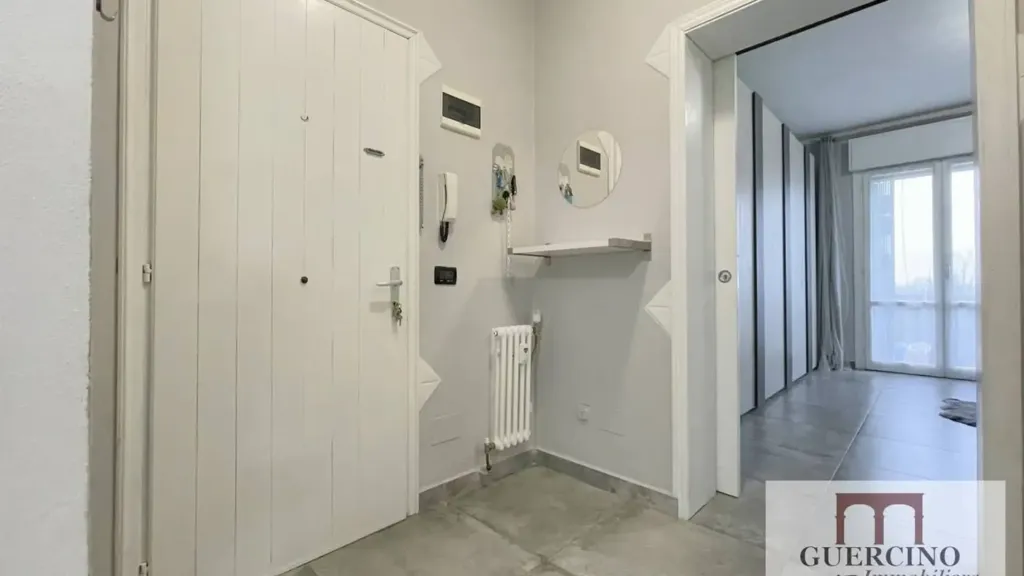 hallway_entrance